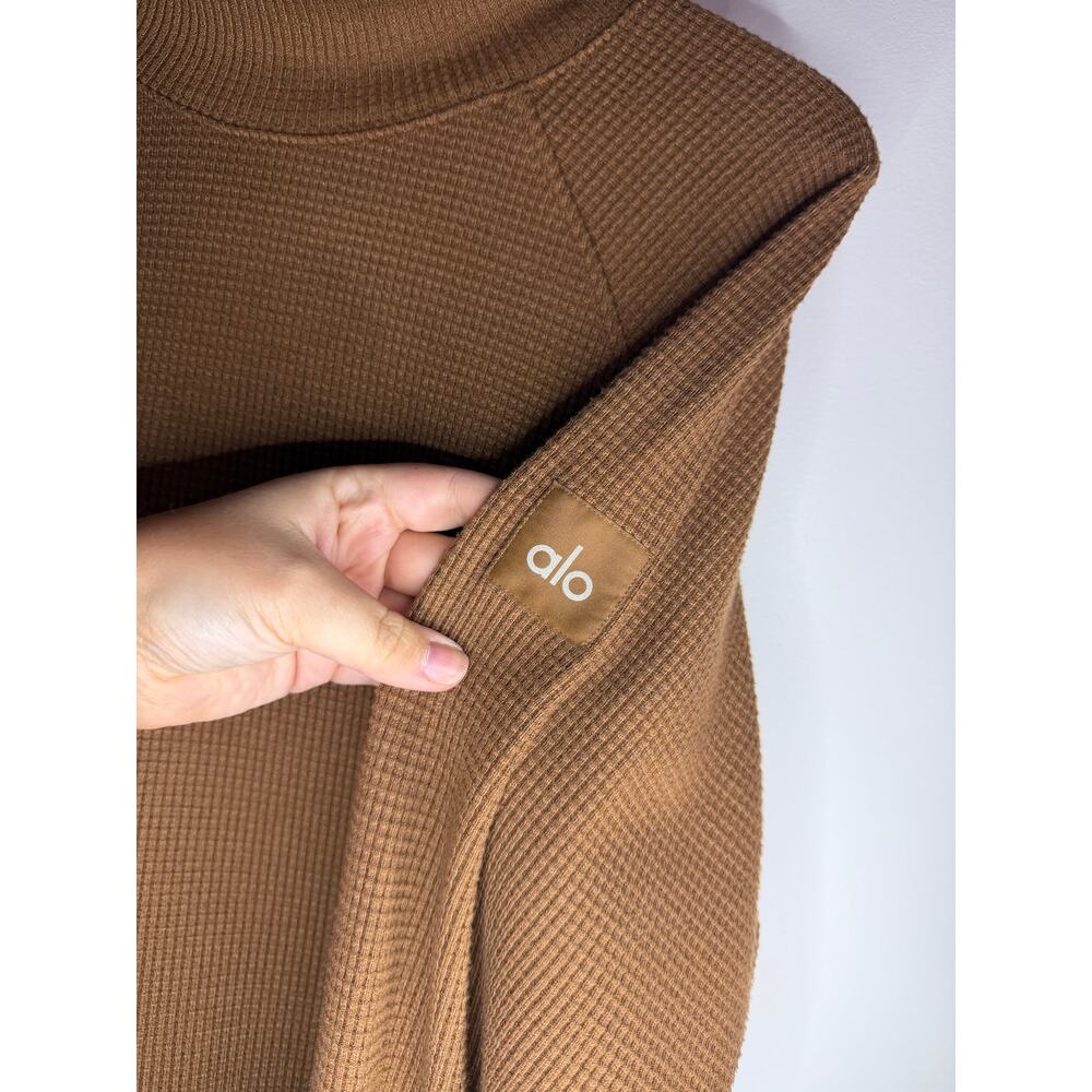 Alo Yoga Waffle Weekend Escape Mockneck Long Sleeve Sweatshirt in Cinnamon Brown - Picture 4 of 7